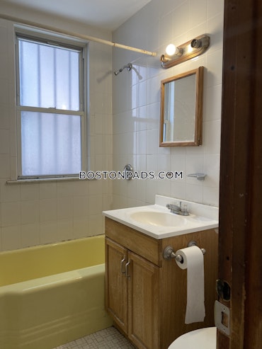 Boston - 3 Beds, 1 Baths