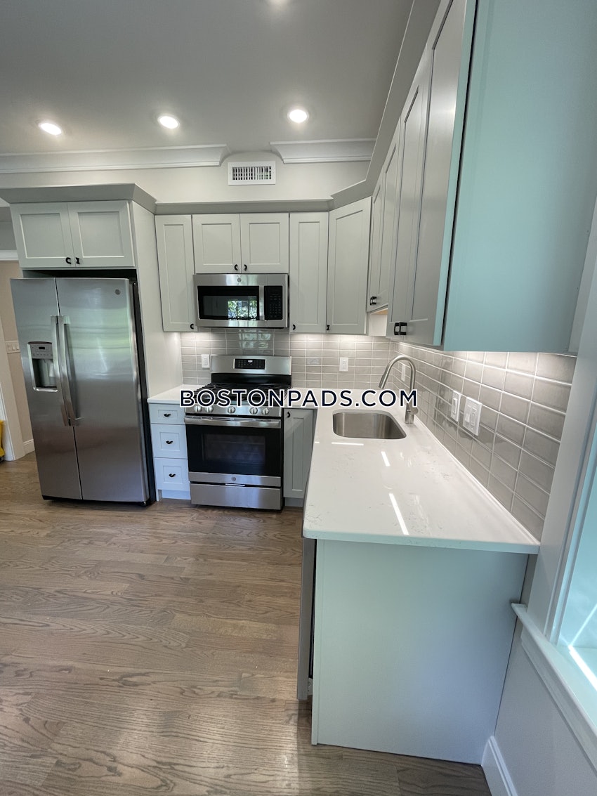 BOSTON - EAST BOSTON - JEFFRIES POINT - 3 Beds, 2 Baths - Image 7