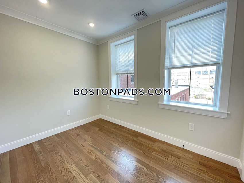 BOSTON - EAST BOSTON - JEFFRIES POINT - 4 Beds, 2 Baths - Image 10