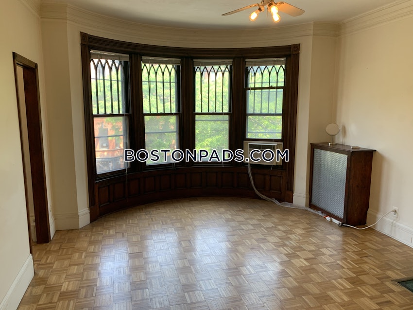 BOSTON - BACK BAY - 1 Bed, 1 Bath - Image 12