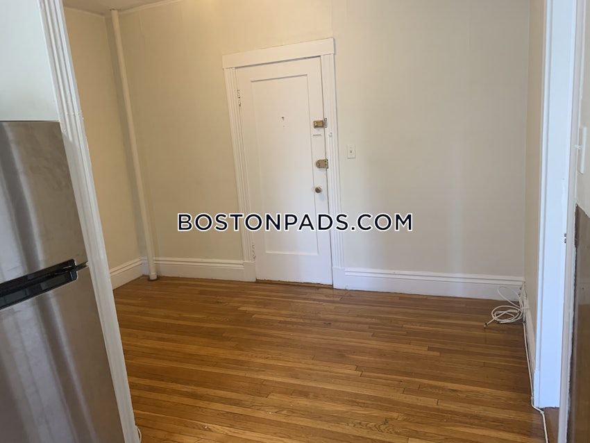 BOSTON - ALLSTON/BRIGHTON BORDER - 1 Bed, 1 Bath - Image 9