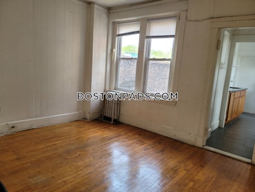 Boston - 3 Beds, 1 Baths