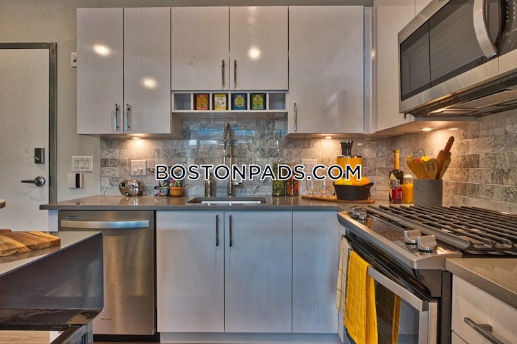 Revere Beach Pkwy, Everett