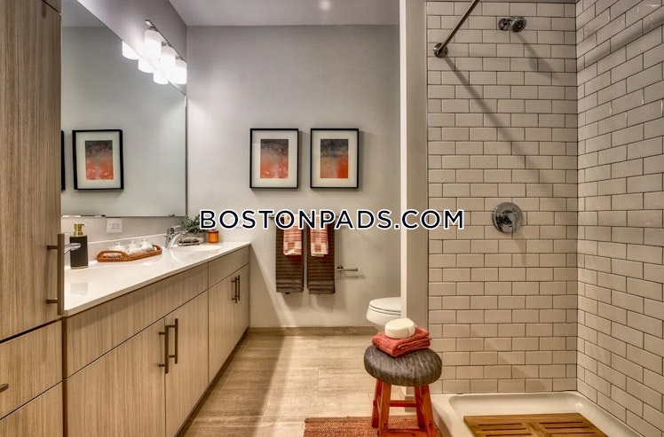 Revere Beach Pkwy, Everett