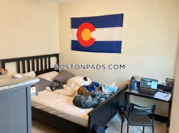 Boston - 2 Beds, 1 Baths