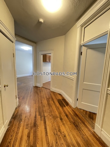 Boston - 1 Beds, 1 Baths