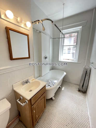 Boston - 1 Beds, 1 Baths