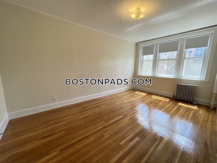 BOSTON - BRIGHTON - CLEVELAND CIRCLE - 1 Bed, 1 Bath - Image 27