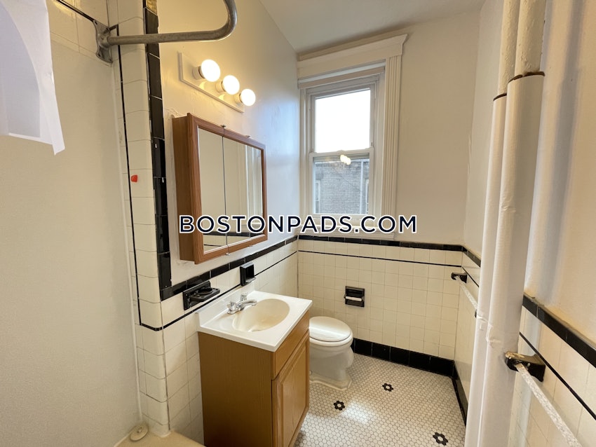 BOSTON - BRIGHTON - CLEVELAND CIRCLE - 1 Bed, 1 Bath - Image 24