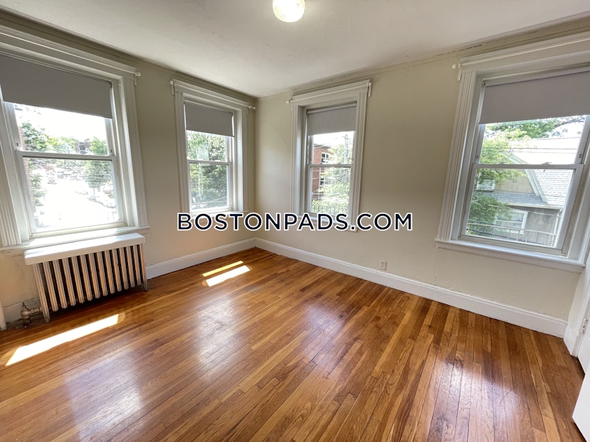 Boston - $2,750+ /month