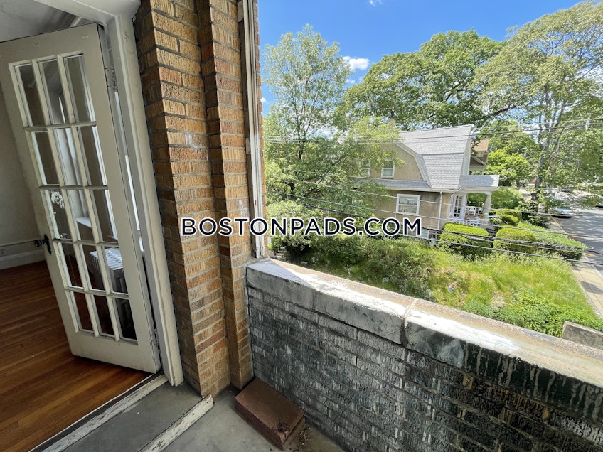 Boston - $2,750+ /month