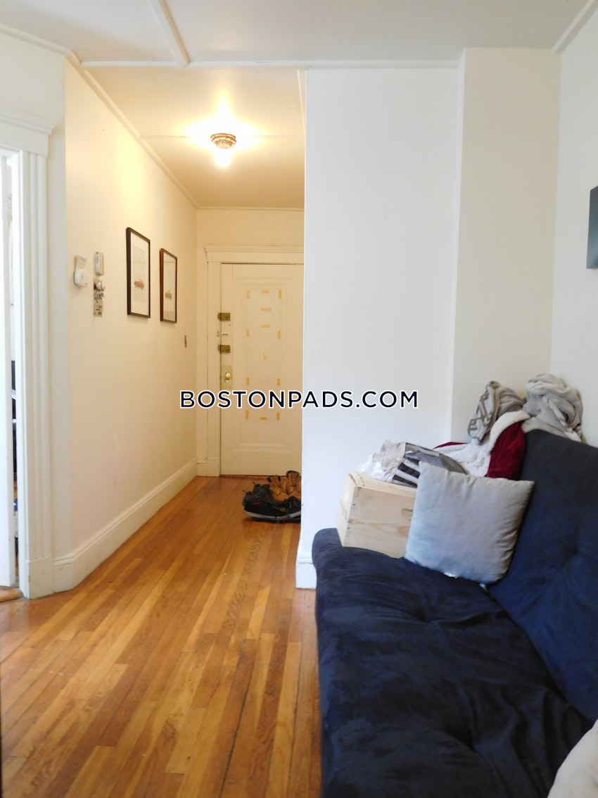 BOSTON - FENWAY/KENMORE - 1 Bed, 1 Bath - Image 8