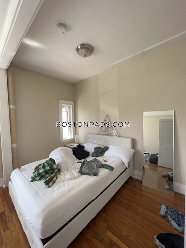 Boston - 2 Beds, 1 Baths