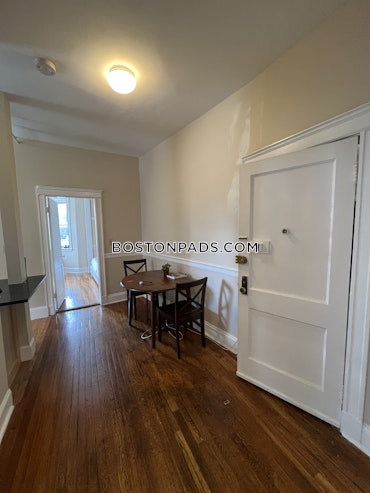 Boston - 2 Beds, 1 Baths