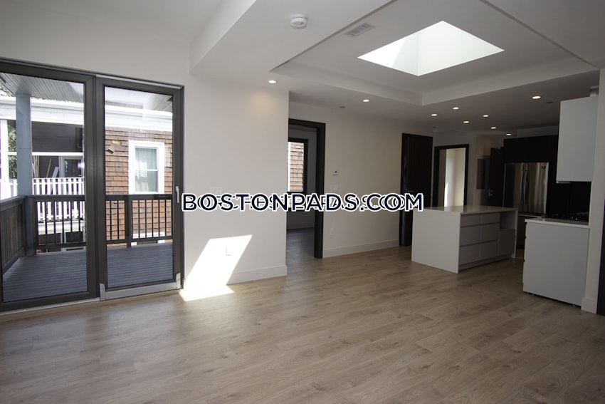 BOSTON - DORCHESTER - SAVIN HILL - 5 Beds, 3 Baths - Image 10