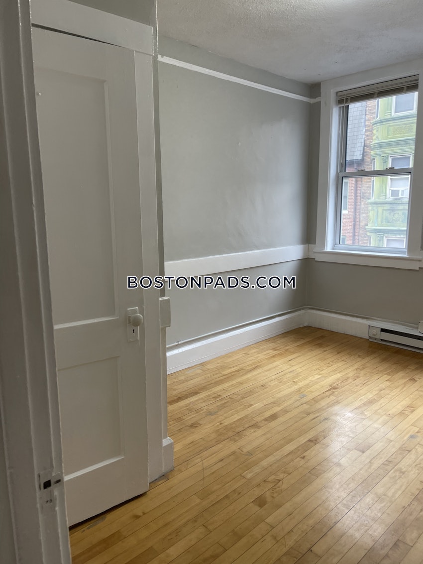 BOSTON - NORTH END - 3 Beds, 1 Bath - Image 51