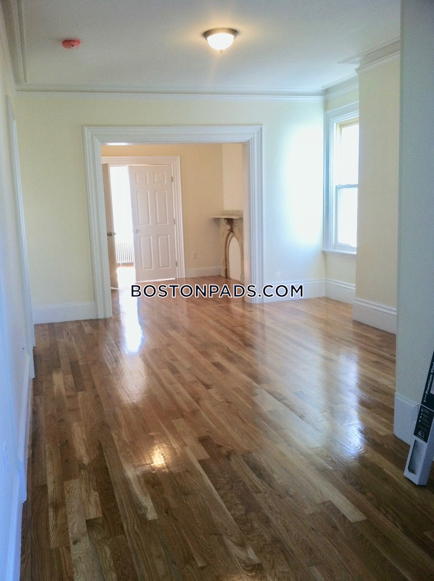 BOSTON - EAST BOSTON - CENTRAL SQ PARK - 5 Beds, 2 Baths - Image 5