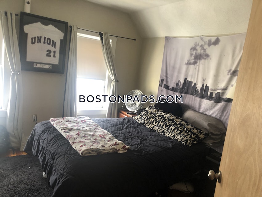 SOMERVILLE - TUFTS - 5 Beds, 2 Baths - Image 8