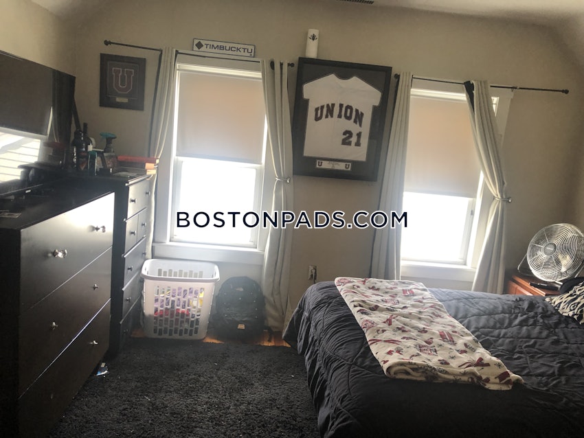 SOMERVILLE - TUFTS - 5 Beds, 2 Baths - Image 7