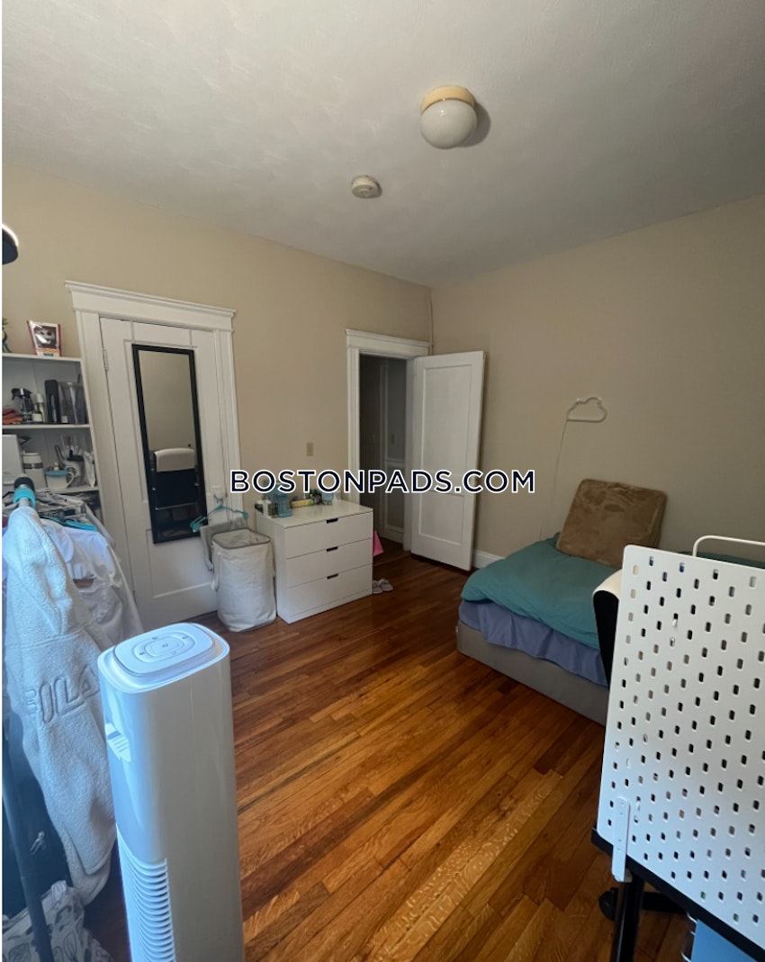 BOSTON - ALLSTON - 1 Bed, 1 Bath - Image 2