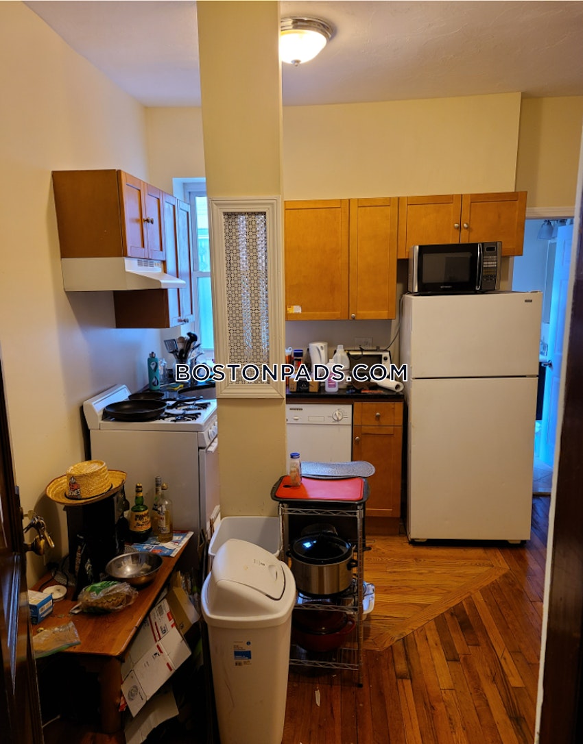 BOSTON - ALLSTON - 1 Bed, 1 Bath - Image 1