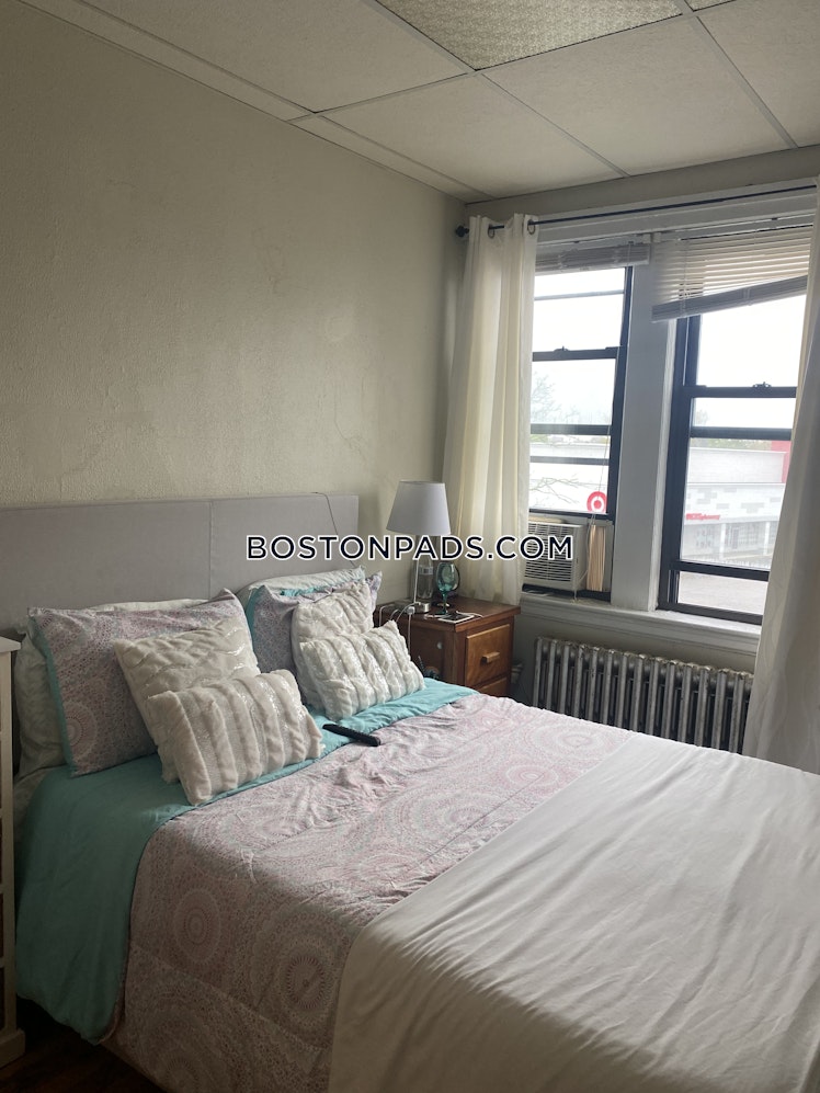 Fellsway West, Medford