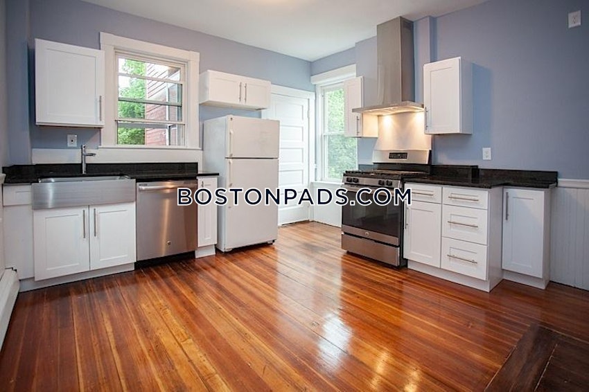 CAMBRIDGE - CENTRAL SQUARE/CAMBRIDGEPORT - 3 Beds, 1 Bath - Image 2