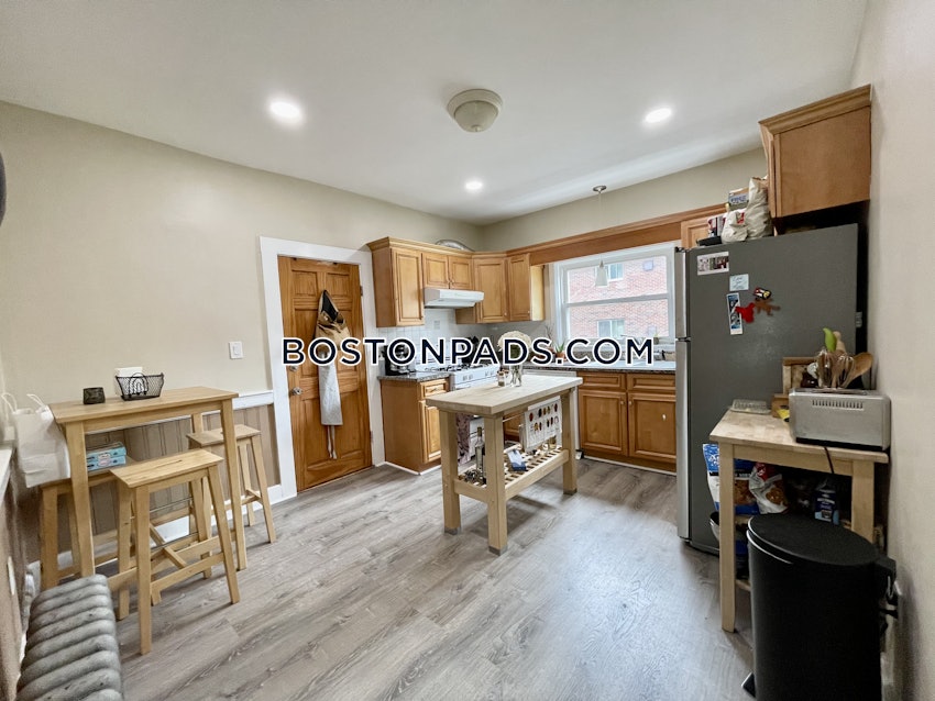 QUINCY - SOUTH QUINCY - 2 Beds, 2 Baths - Image 45