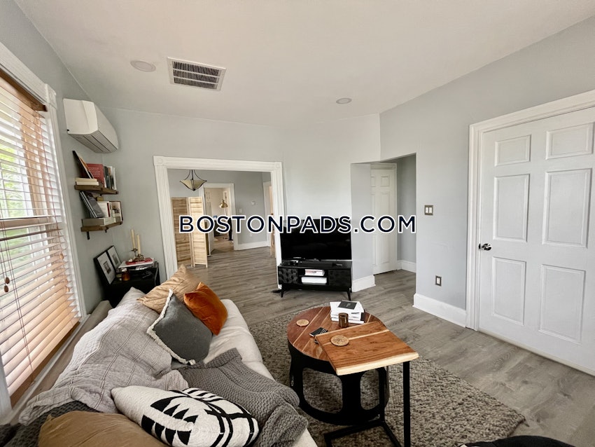 QUINCY - SOUTH QUINCY - 2 Beds, 2 Baths - Image 43