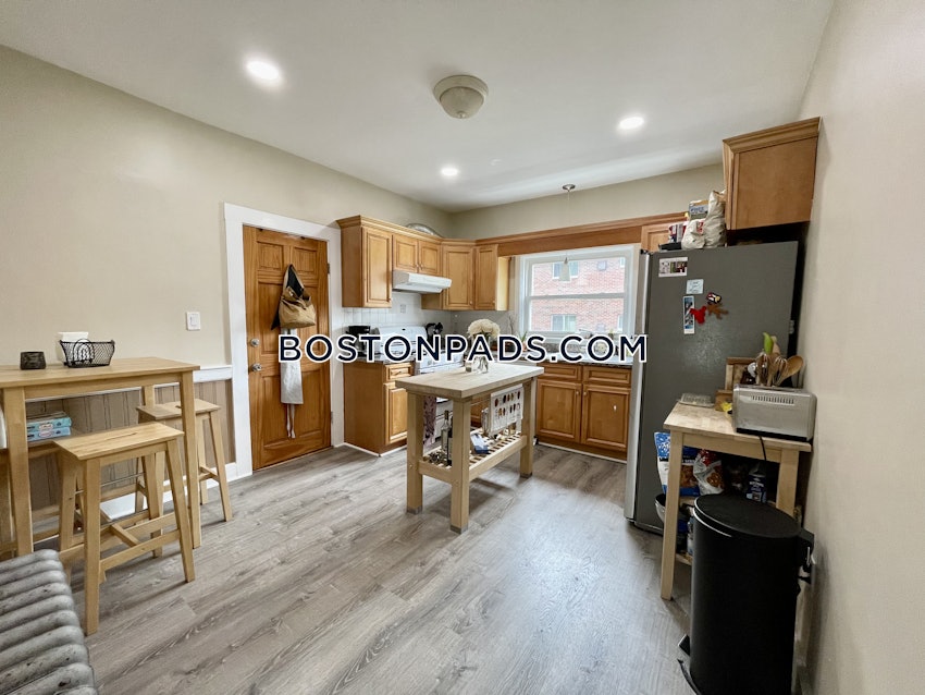 QUINCY - SOUTH QUINCY - 2 Beds, 2 Baths - Image 38