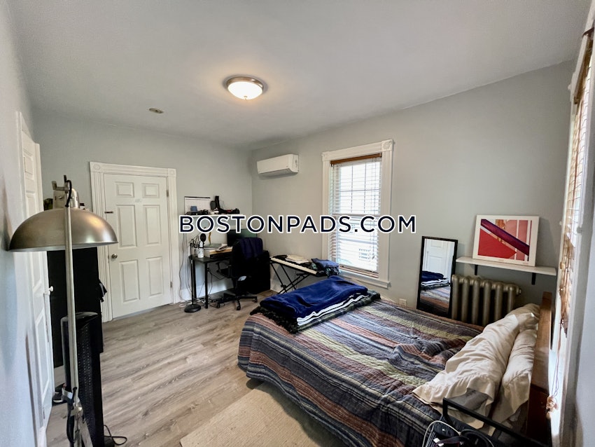 QUINCY - SOUTH QUINCY - 2 Beds, 2 Baths - Image 1