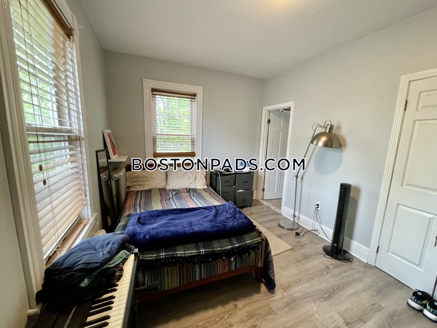 QUINCY - SOUTH QUINCY - 2 Beds, 2 Baths - Image 21