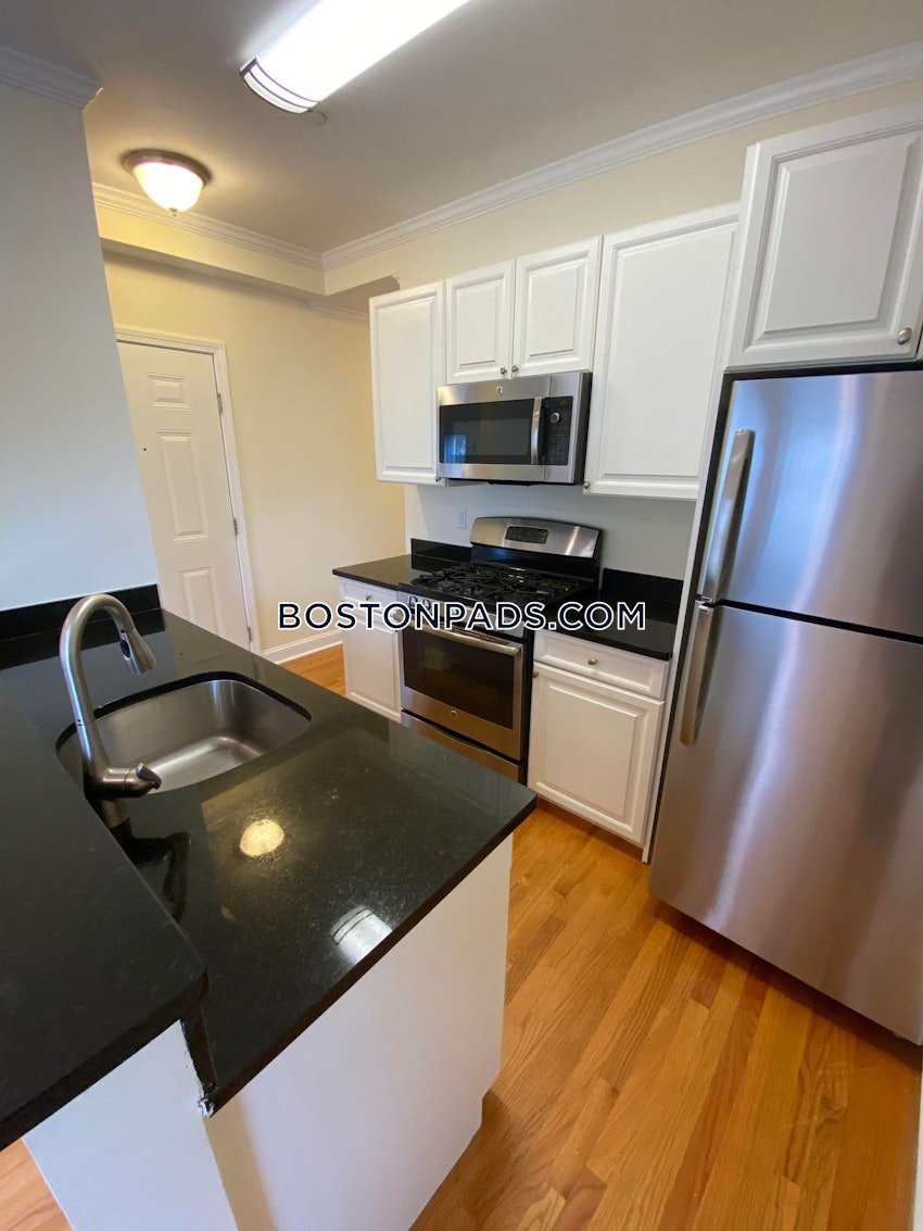 CAMBRIDGE - HARVARD SQUARE - 1 Bed, 1 Bath - Image 26