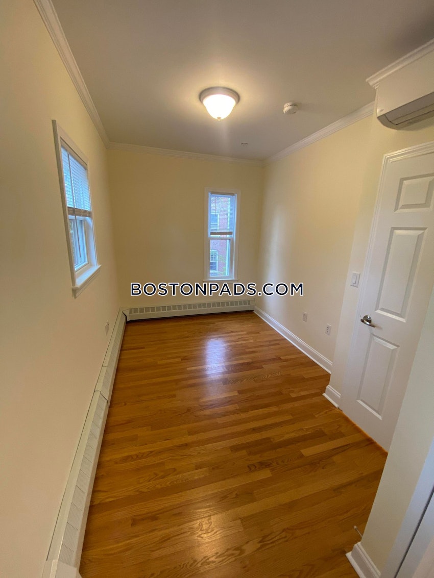 CAMBRIDGE - HARVARD SQUARE - 1 Bed, 1 Bath - Image 15