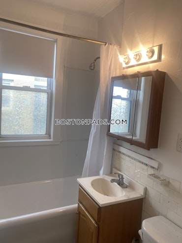 Boston - 1 Beds, 1 Baths