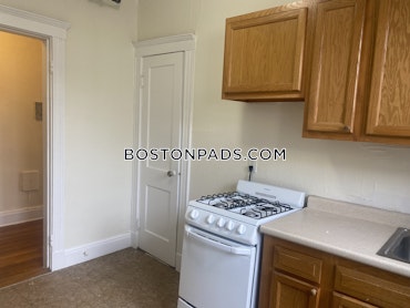 Boston - 1 Beds, 1 Baths