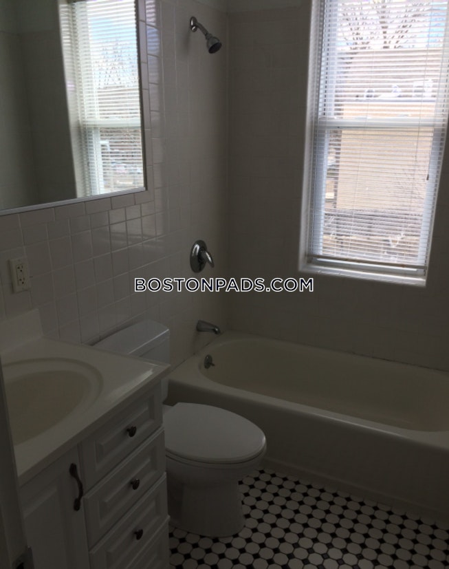 Boston - $3,800+ /mo