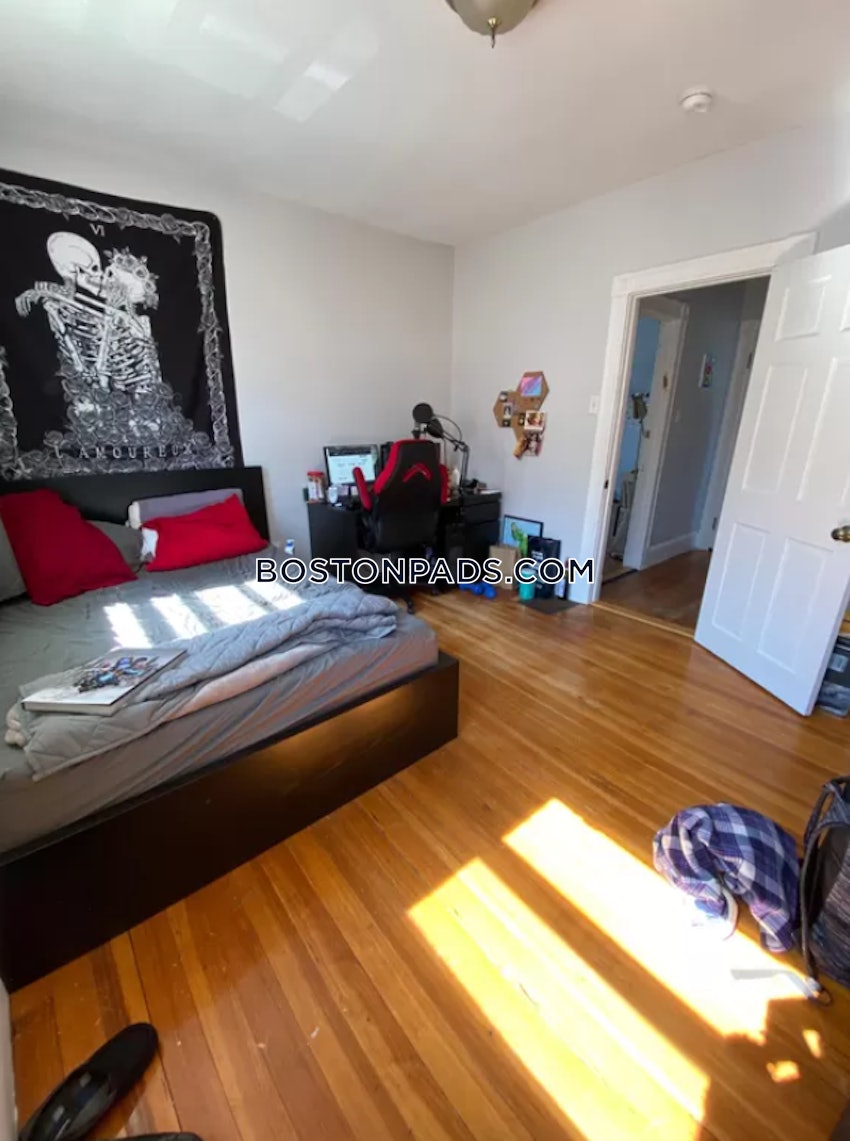 BOSTON - ALLSTON/BRIGHTON BORDER - 3 Beds, 1 Bath - Image 12