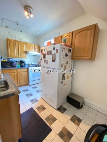 Boston - 3 Beds, 1 Baths