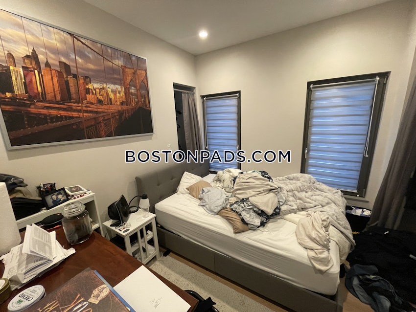 BOSTON - DORCHESTER/SOUTH BOSTON BORDER - 5 Beds, 3 Baths - Image 4