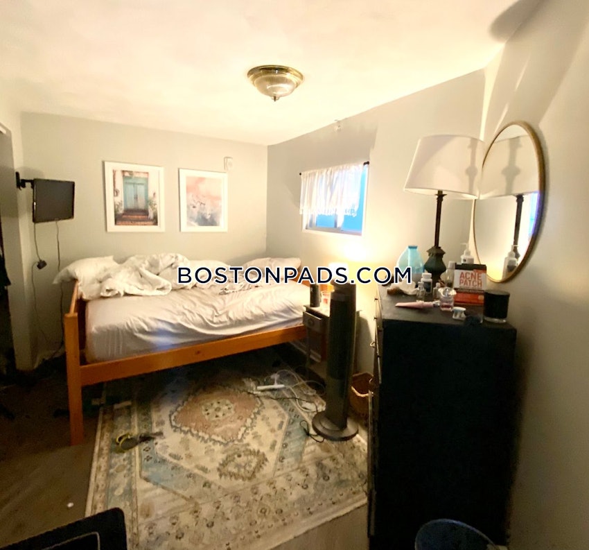 BOSTON - EAST BOSTON - CENTRAL SQ PARK - 3 Beds, 1 Bath - Image 2