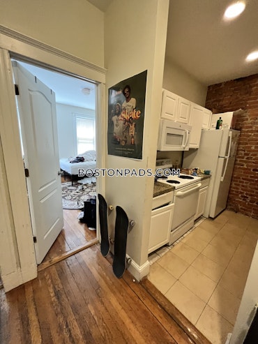 Boston - 3 Beds, 1 Baths