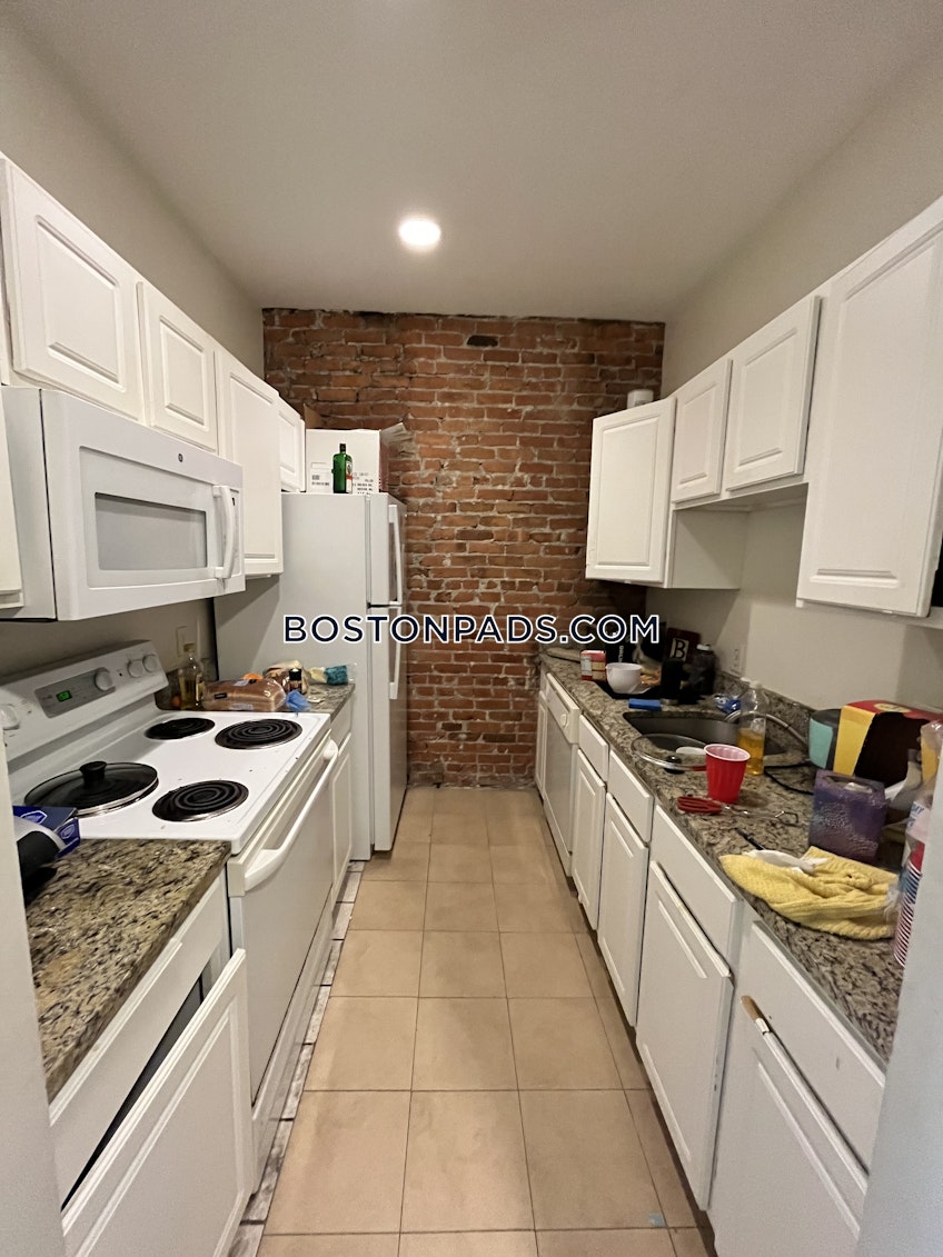 Boston - $4,350+ /month