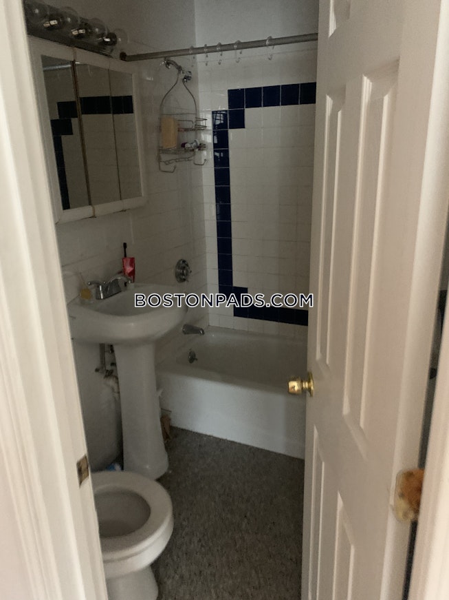 Boston - $3,950+ /mo