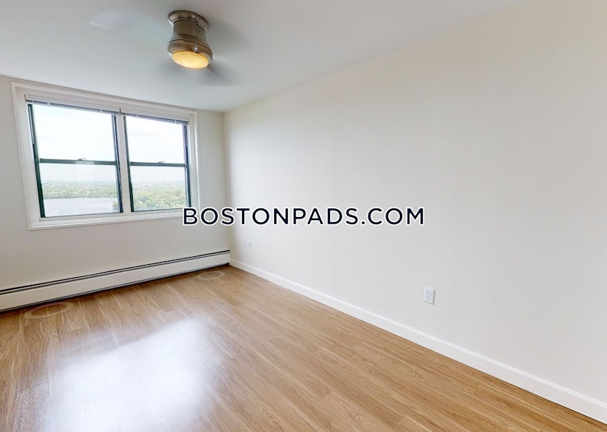 CAMBRIDGE - MT. AUBURN/BRATTLE/ FRESH POND - 2 Beds, 1 Bath - Image 13