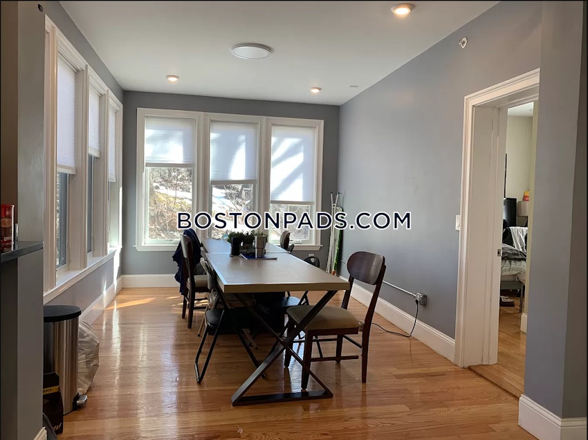 BOSTON - BRIGHTON - CLEVELAND CIRCLE - 8 Beds, 6 Baths - Image 2