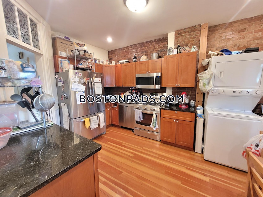 BOSTON - JAMAICA PLAIN - JAMAICA POND/PONDSIDE - 4 Beds, 3 Baths - Image 3