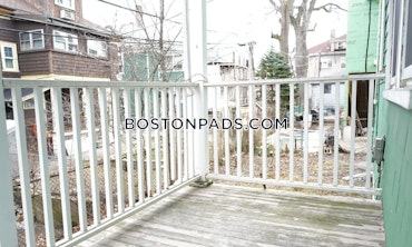 Boston - 4 Beds, 1 Baths