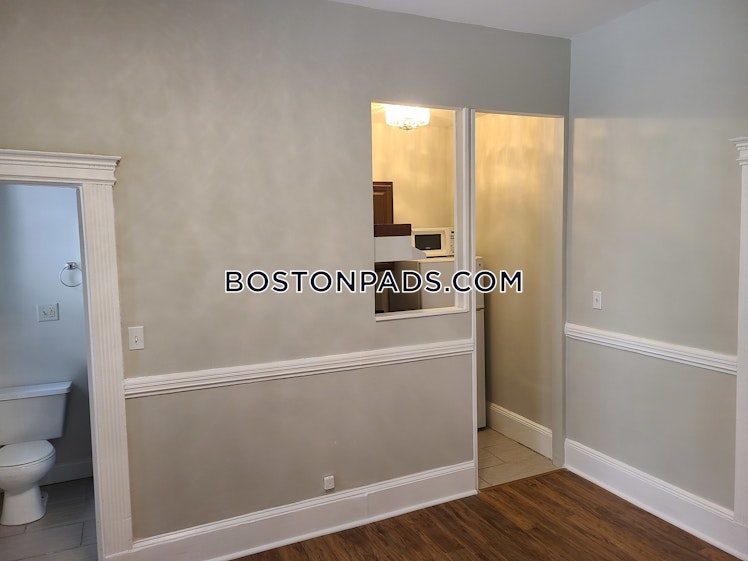 Hemenway St., Boston