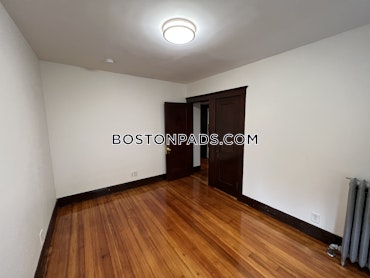 Boston - 3 Beds, 1 Baths